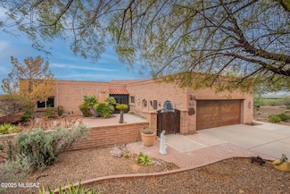 3910 S Via Del Ruisenor, Green Valley, AZ 85622
