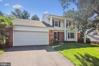 8709 Sleepy Hollow Ln, Potomac, MD 20854
