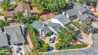 1218 Junction Dr, Sparks, NV 89434