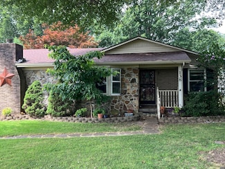 138 Virginia Dr, Troy, TN 38260