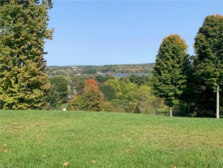 7668 N Ridge Place, Lisbon, OH 44432