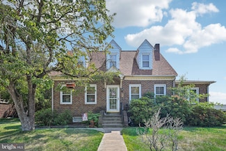 204 Glasgow St, Pottstown, PA 19464