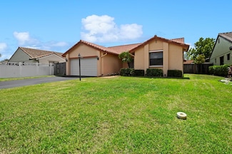 6341 Gauntlet Hall Ln, Davie, FL 33331