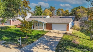 4833 Hursley Dr, Saint Louis, MO 63128