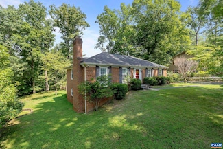 111 Carrsbrook Ct, Charlottesville, VA 22901