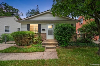 215 N Vermont Ave, Royal Oak, MI 48067