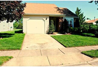 5 Emory Ln, Mount Laurel, NJ 08054