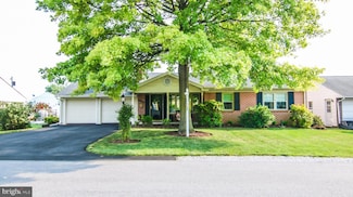 17223 Cloverleaf Rd, Hagerstown, MD 21740