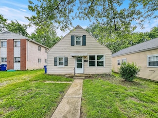 2992 Pontiac St, Columbus, OH 43224