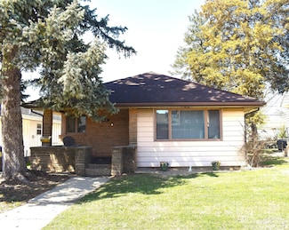 702 11th Ave, Rock Falls, IL 61071