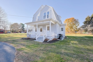 147 Bushee Rd, Swansea, MA 02777
