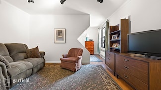 61 Oliver St Unit 2P, Brooklyn, NY 11209