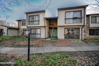131 Amberly Dr Unit J, Manalapan, NJ 07726