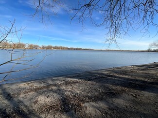 18 Cottonwood Lake Dr, Windom, MN 56101