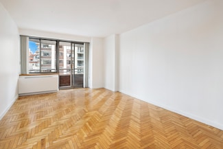 401 E 84th St Unit 5D, New York, NY 10028