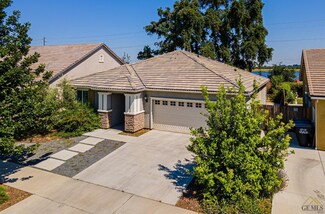 4320 W Lark Ave, Visalia, CA 93291