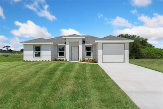 418 Pinehurst Ave, Lehigh Acres, FL 33974