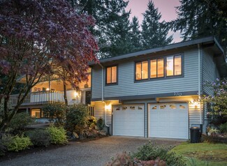 170 Mt Olympus Dr NW, Issaquah, WA 98027