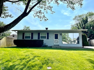 737 Howard St, Shelbyville, IN 46176