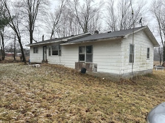 574 Farrand Rd, Sherwood, MI 49089
