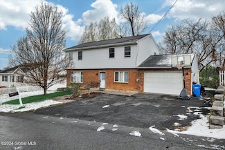 33 Eliot Ave, Albany, NY 12203