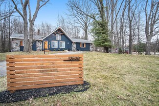 12828 120th Ave, Grand Haven, MI 49417
