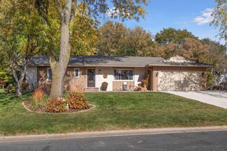 3845 Palisade Way, Saint Paul, MN 55122