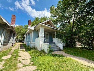 307 E Arcadia Ave, Peoria, IL 61603