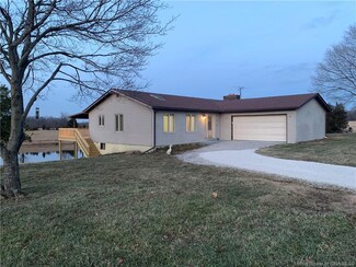 5750 Shewmaker Ln SE, Elizabeth, IN 47117