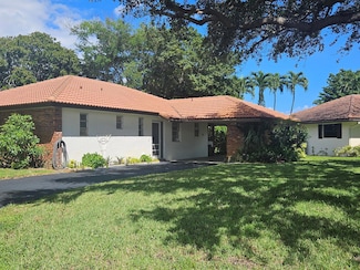 303 NW 42nd St, Boca Raton, FL 33431