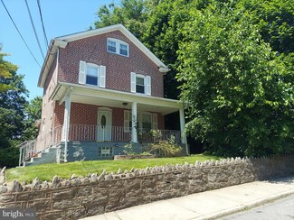 150 Saint Charles St, Drexel Hill, PA 19026