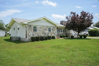4512 Rolling Way Dr, Cohutta, GA 30710