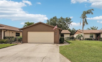 532 Oak Hill Cir Unit 12, Sarasota, FL 34232