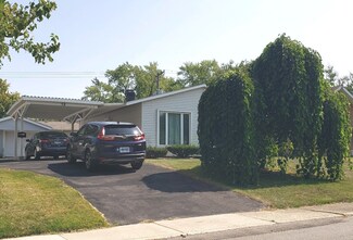 12 Austin Ave, Carpentersville, IL 60110