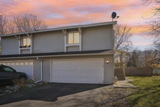 15367 Lesley Ln, Eden Prairie, MN 55346