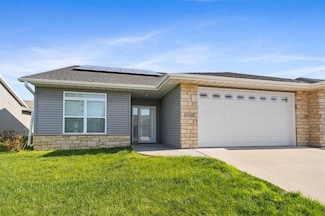 1132 Twin Leaf Ave, Tiffin, IA 52340