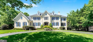 1445 Mayhurst Blvd, McLean, VA 22102