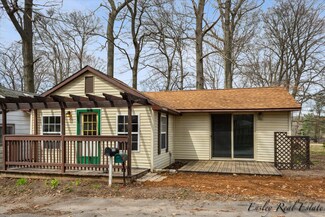 12779 Elton St NE, Gowen, MI 49326