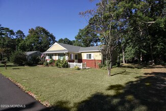 10 A Pheasant St, Manchester Township, NJ 08759
