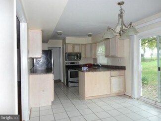 12402 Shadow Ln, Bowie, MD 20715