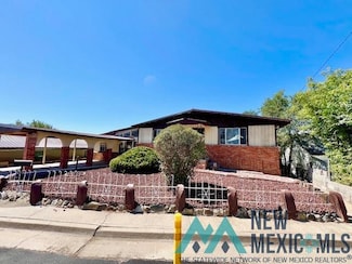 208 Guadalupe St, Raton, NM 87740