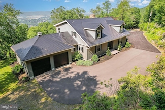 400 Berry Mountain Rd, Millersburg, PA 17061