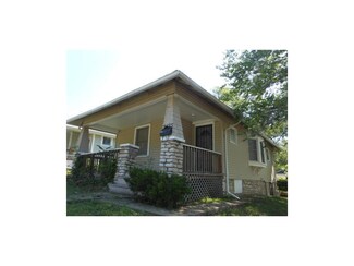 2555 Chelsea Ave, Kansas City, MO 64127