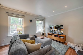 354 1st St Unit 2, Jersey City, NJ 07302