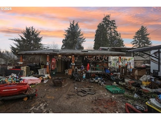 942 1st Ave, Vernonia, OR 97064
