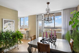 100 Manhattan Ave Unit 1517, Union City, NJ 07087