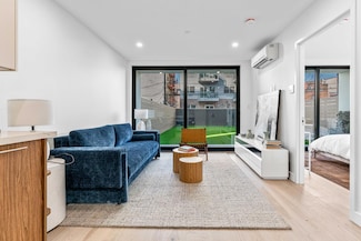 25-88 38th St Unit 1 A, Astoria, NY 11103