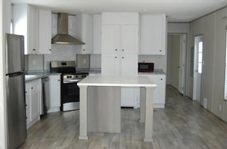 18 Daffodil Ct, Defuniak Springs, FL 32433