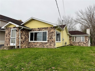 6214 Muskrat Bay Rd, Brewerton, NY 13029