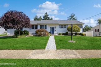 704 Berkeley Ln, Neptune, NJ 07753